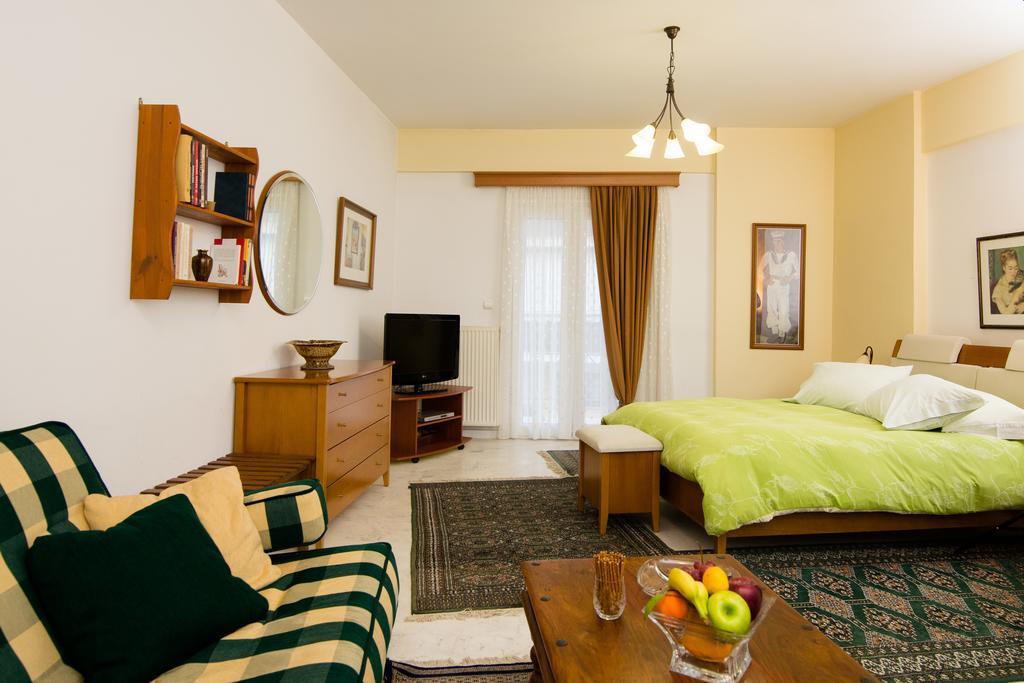 Papastavrou Apartments Kalavryta Ruang foto