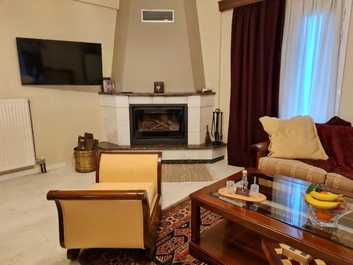 Papastavrou Apartments Kalavryta Bagian luar foto